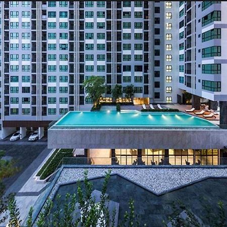 The Base Central Pattaya By Mickey Exteriör bild