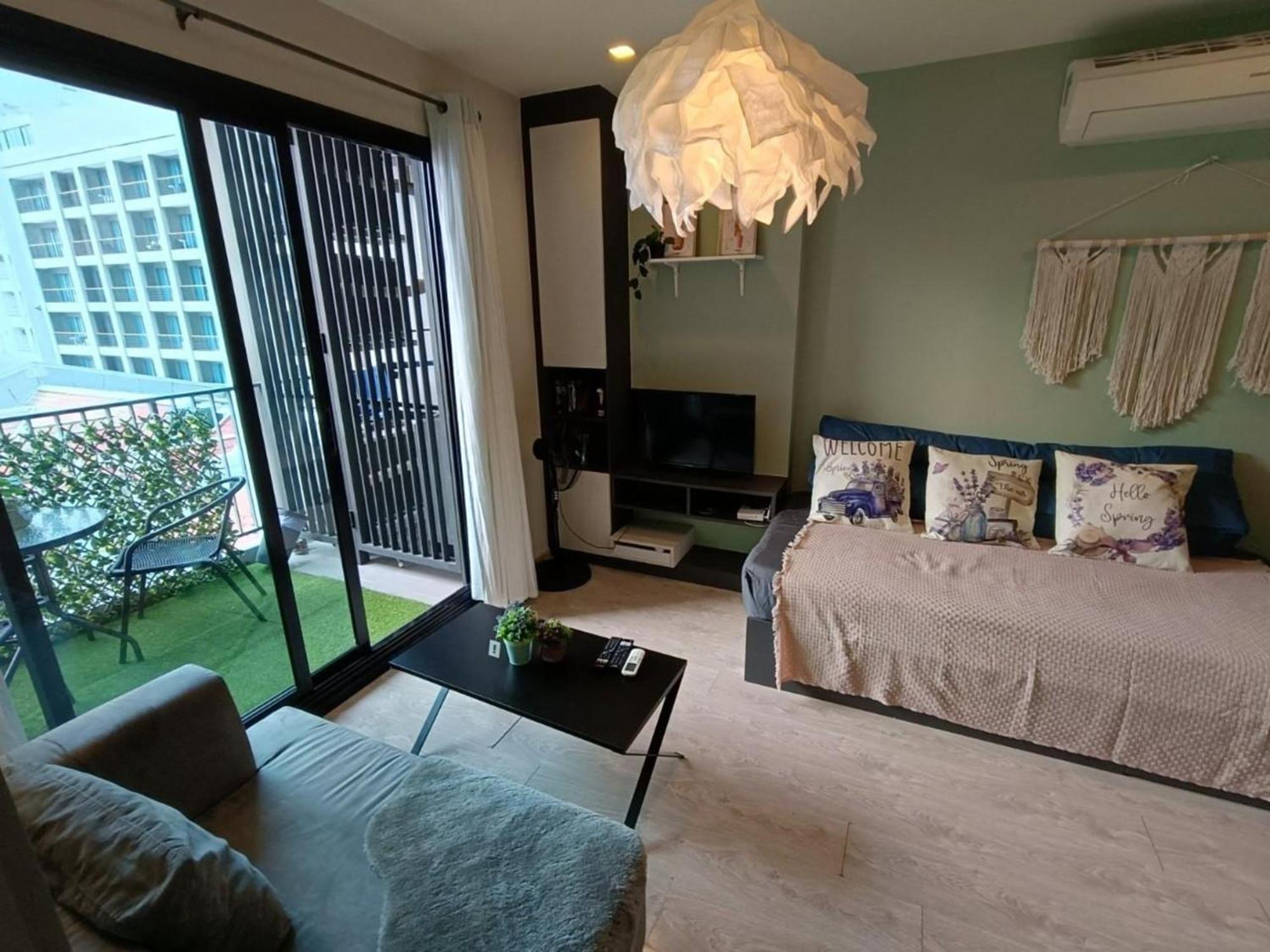 The Base Central Pattaya By Mickey Exteriör bild