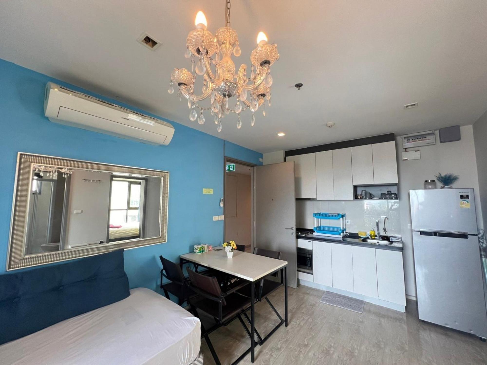The Base Central Pattaya By Mickey Exteriör bild