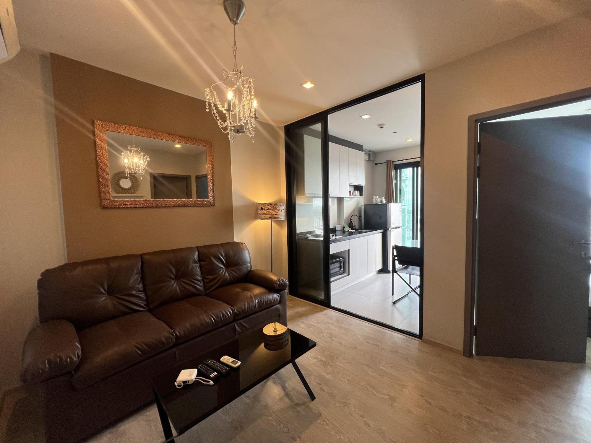 The Base Central Pattaya By Mickey Exteriör bild