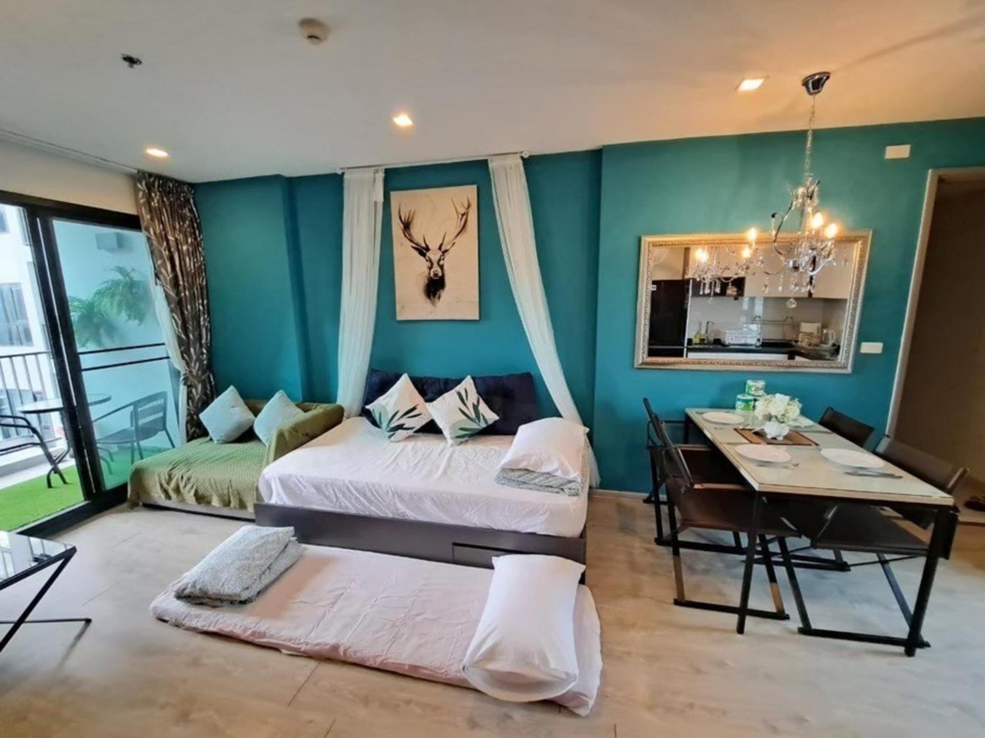 The Base Central Pattaya By Mickey Exteriör bild